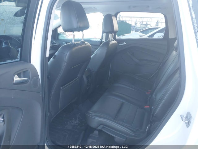 1FMCU9J92FUB85314 Ford Escape Titanium