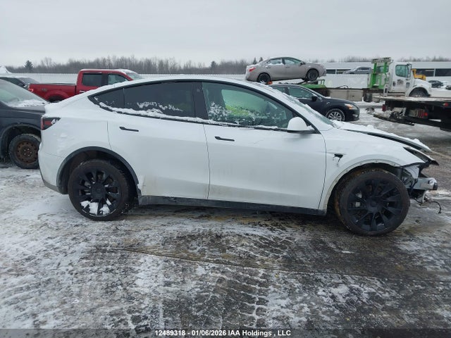 7SAYGDEE4NF440955 Tesla Model Y Long Range