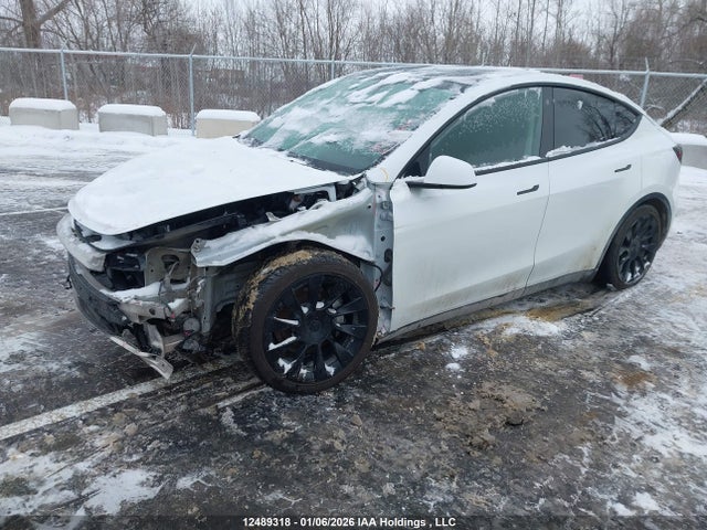 7SAYGDEE4NF440955 Tesla Model Y Long Range