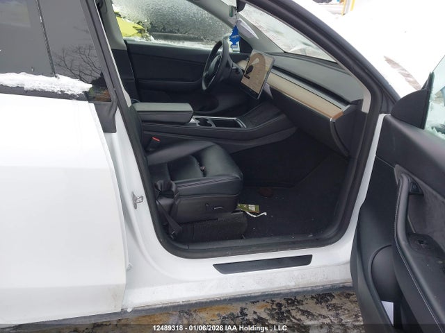 7SAYGDEE4NF440955 Tesla Model Y Long Range