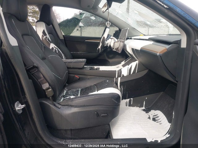 12489433 :رقم المزاد ، 7SAYGDEEXPF773891 vin ، 2023 Tesla Model Y مزاد بيع