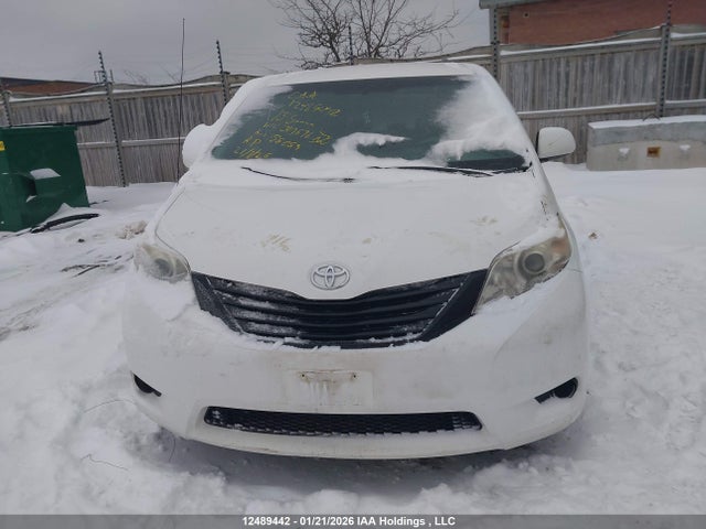 Aukcja sprzedaży 2013 Toyota Sienna, vin: 5TDZK3DC6DS369441, numer aukcji: 12489442