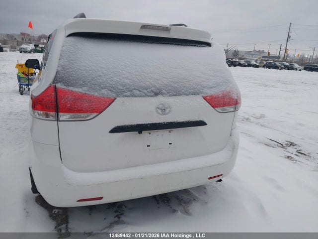 Aukcja sprzedaży 2013 Toyota Sienna, vin: 5TDZK3DC6DS369441, numer aukcji: 12489442