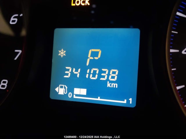 JA4JZ3AX1GZ600629 Mitsubishi Outlander Se