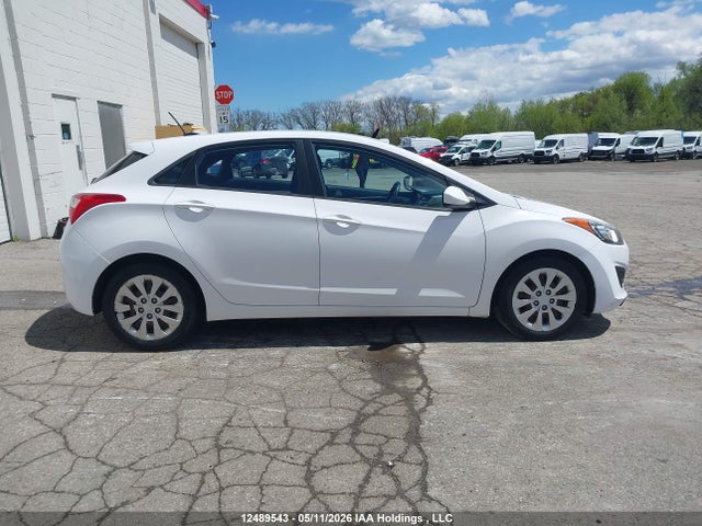 KMHD25LH7GU254040 Hyundai Elantra Gt Gl