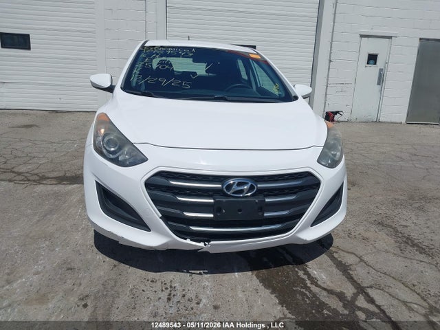 KMHD25LH7GU254040 Hyundai Elantra Gt Gl