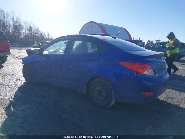 12489610 :رقم المزاد ، KMHCT4AE1CU246571 vin ، 2012 Hyundai Accent Gl مزاد بيع