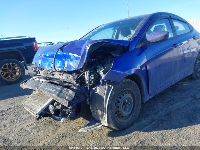 12489610 :رقم المزاد ، KMHCT4AE1CU246571 vin ، 2012 Hyundai Accent Gl مزاد بيع