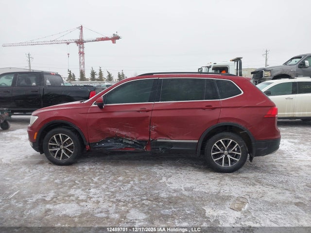 3VV2B7AX9JM078624 Volkswagen Tiguan