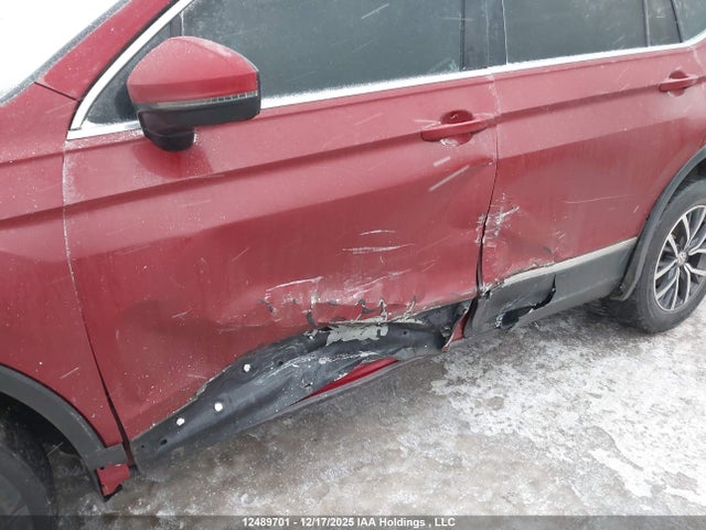 3VV2B7AX9JM078624 Volkswagen Tiguan