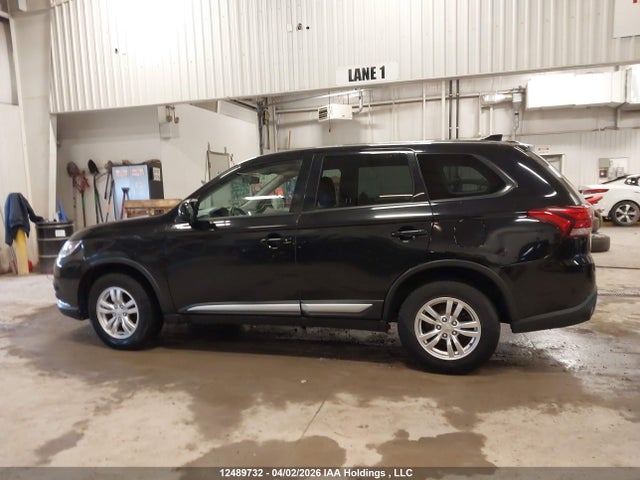 JA4AZ2A37LZ611703 Mitsubishi Outlander Es