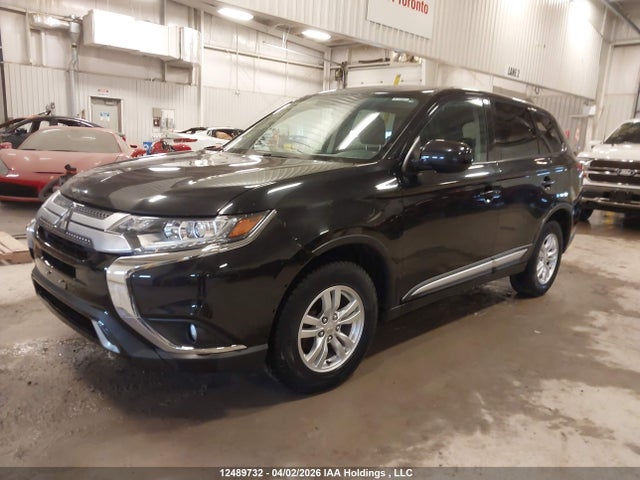 JA4AZ2A37LZ611703 Mitsubishi Outlander Es