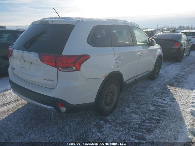 Продажа на аукционе авто 2016 Mitsubishi Outlander Es, vin: JA4AZ2A35GZ602228, номер лота: 12489799