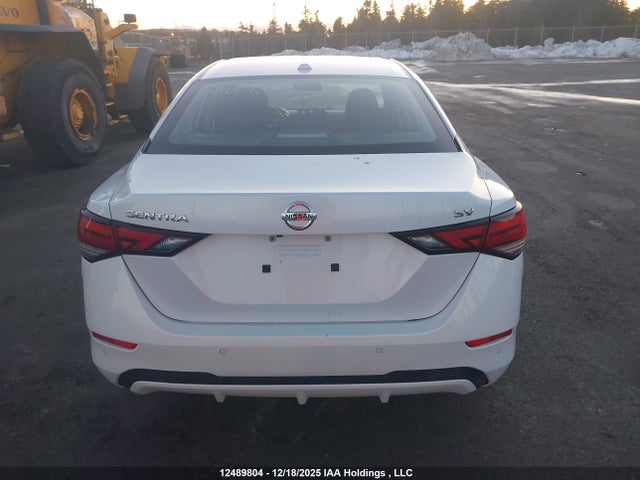 3N1AB8CV0MY257839 Nissan SENTRA SV