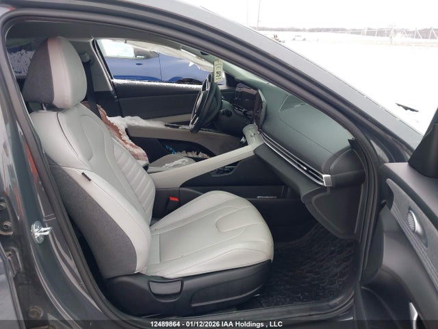 KMHLN4AG3PU612757 Hyundai Elantra Luxury Ivt With Two-tone Interior