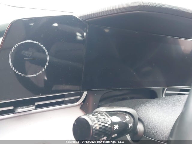 KMHLN4AG3PU612757 Hyundai Elantra Luxury Ivt With Two-tone Interior