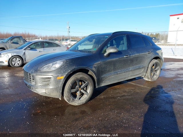 Porsche Macan Sport Edition 2018 WP1AA2A55JLB03016 Image 2