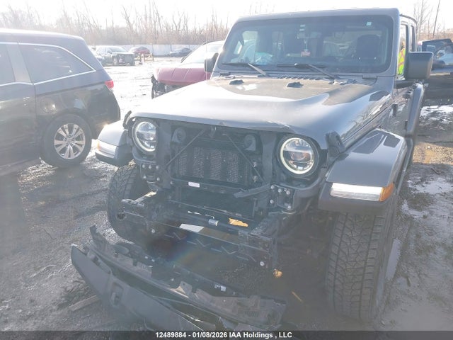 1C4HJXEG1MW544119 Jeep Wrangler Unlimited Sahara