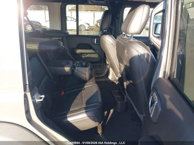 1C4HJXEG1MW544119 Jeep Wrangler Unlimited Sahara