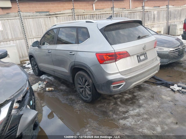Volkswagen TAOS SE 2024 3VVSX7B26RM094358 Image 3