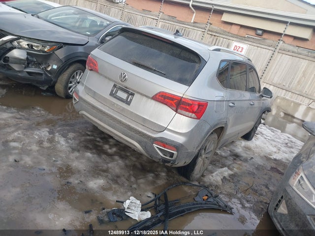 Volkswagen TAOS SE 2024 3VVSX7B26RM094358 Image 4
