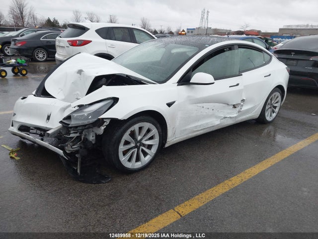 5YJ3E1EB8NF277194 Tesla MODEL 3