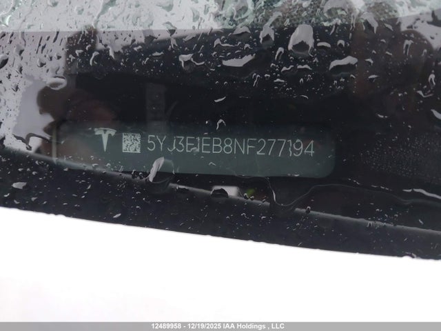 5YJ3E1EB8NF277194 Tesla MODEL 3