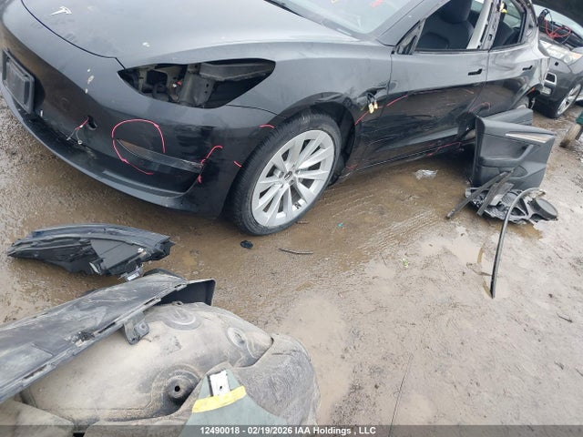 5YJ3E1EB5NF118164 Tesla MODEL 3