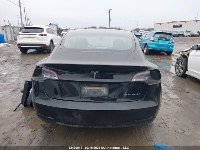 5YJ3E1EB5NF118164 Tesla MODEL 3