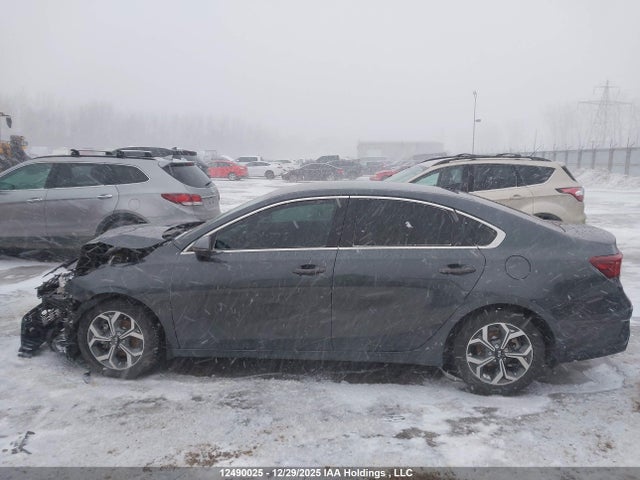 3KPF54AD5ME400069 KIA Forte Ex/ex Premium/ex+