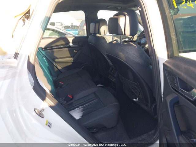 WA1FNAFY1L2033431 Audi Q5 45 Technik