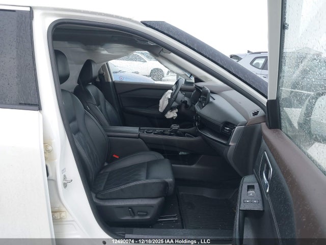 JN8AT3DD7MW315170 Nissan Rogue Platinum