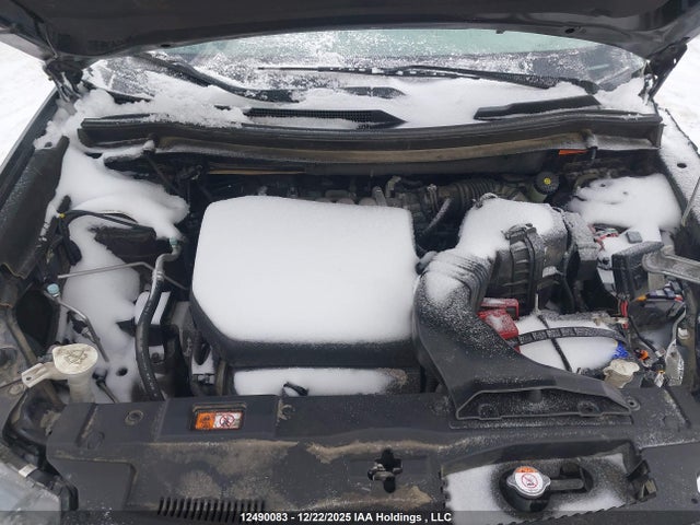 JA4JZ3AX2GZ604379 Mitsubishi Outlander Se