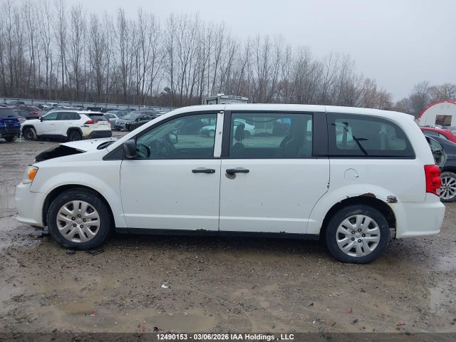 2C4RDGBGXER371517 Dodge Grand Caravan Se