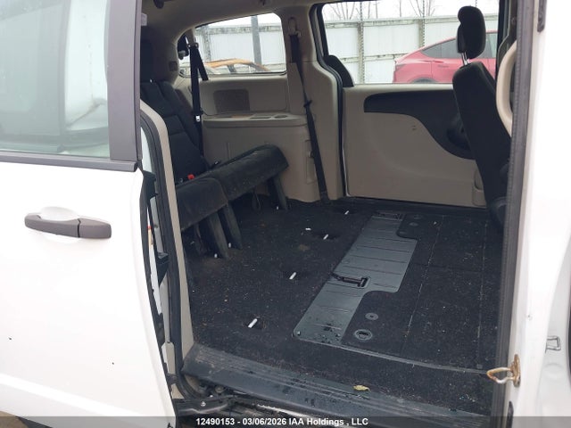 2C4RDGBGXER371517 Dodge Grand Caravan Se