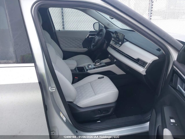 Mitsubishi Outlander 2023 JA4J4VA81PZ615442 Image 5