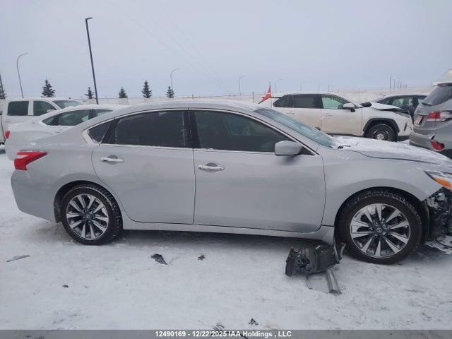 Aukcja sprzedaży 2017 Nissan Altima 2.5/2.5 S/2.5 Sl/2.5 Sr/2.5 Sv, vin: 1N4AL3AP1HN340187, numer aukcji: 12490169