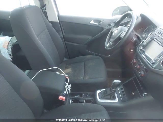 WVGJV7AX6FW543669 Volkswagen Tiguan S/se/sel/r-line