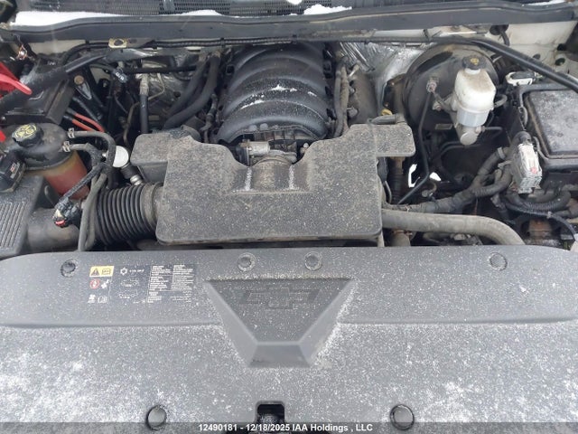 12490181 :رقم المزاد ، 3GCUKREC5FG117080 vin ، 2015 Chevrolet Silverado 1500 1lt/2lt مزاد بيع