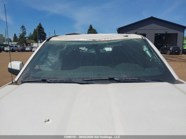12490181 :رقم المزاد ، 3GCUKREC5FG117080 vin ، 2015 Chevrolet Silverado 1500 1lt/2lt مزاد بيع