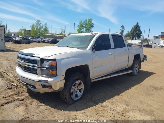 12490181 :رقم المزاد ، 3GCUKREC5FG117080 vin ، 2015 Chevrolet Silverado 1500 1lt/2lt مزاد بيع