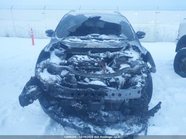 1FMCU9J90JUD44923 Ford Escape Titanium