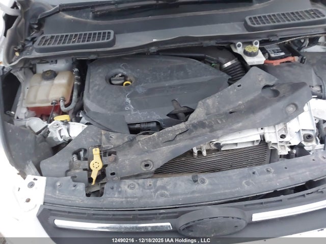 1FMCU9GXXEUC94821 Ford ESCAPE SE