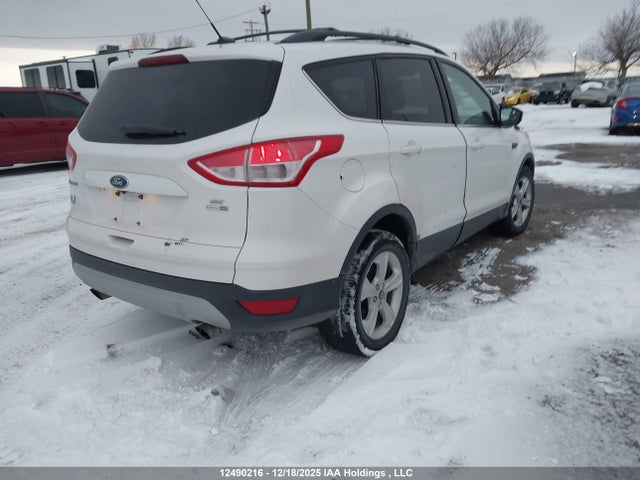 1FMCU9GXXEUC94821 Ford ESCAPE SE