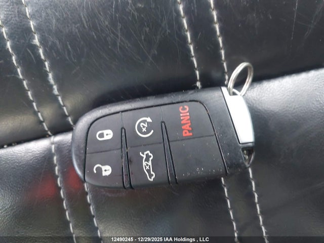 2C3CCABG0KH731096 Chrysler 300 S