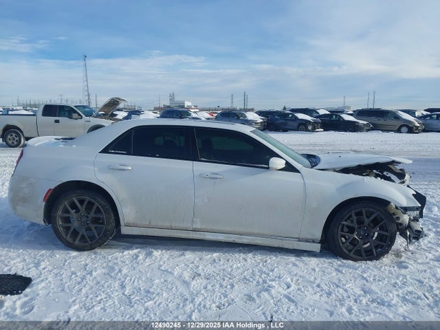 2C3CCABG0KH731096 Chrysler 300 S