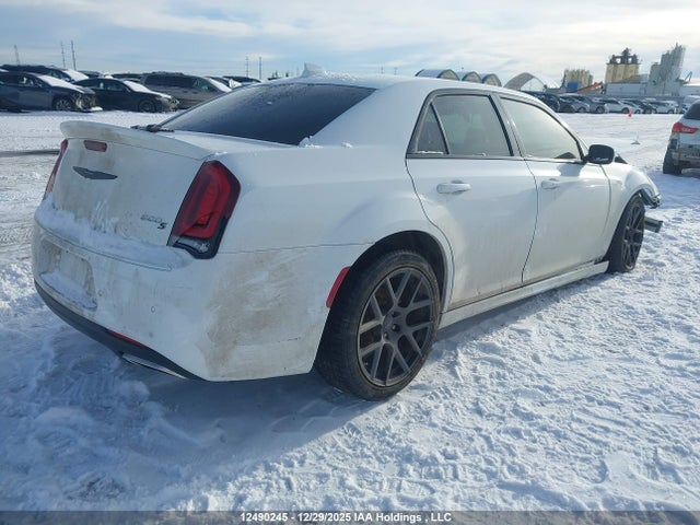 2C3CCABG0KH731096 Chrysler 300 S