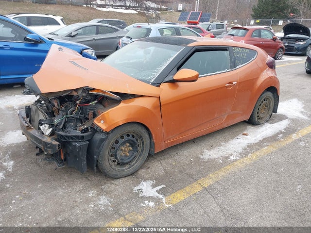 2013 Hyundai Veloster მანქანა იყიდება აუქციონზე, vin: KMHTC6AD7DU144891, აუქციონის ნომერი: 12490288