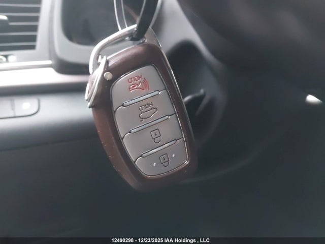 KMHD84LF4HU220954 Hyundai Elantra Se/value/limited