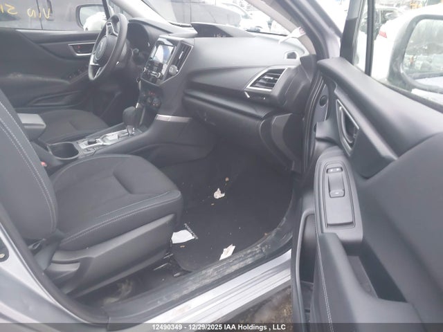 12490349 :رقم المزاد ، JF2SKECC6NH513902 vin ، 2022 Subaru Forester مزاد بيع